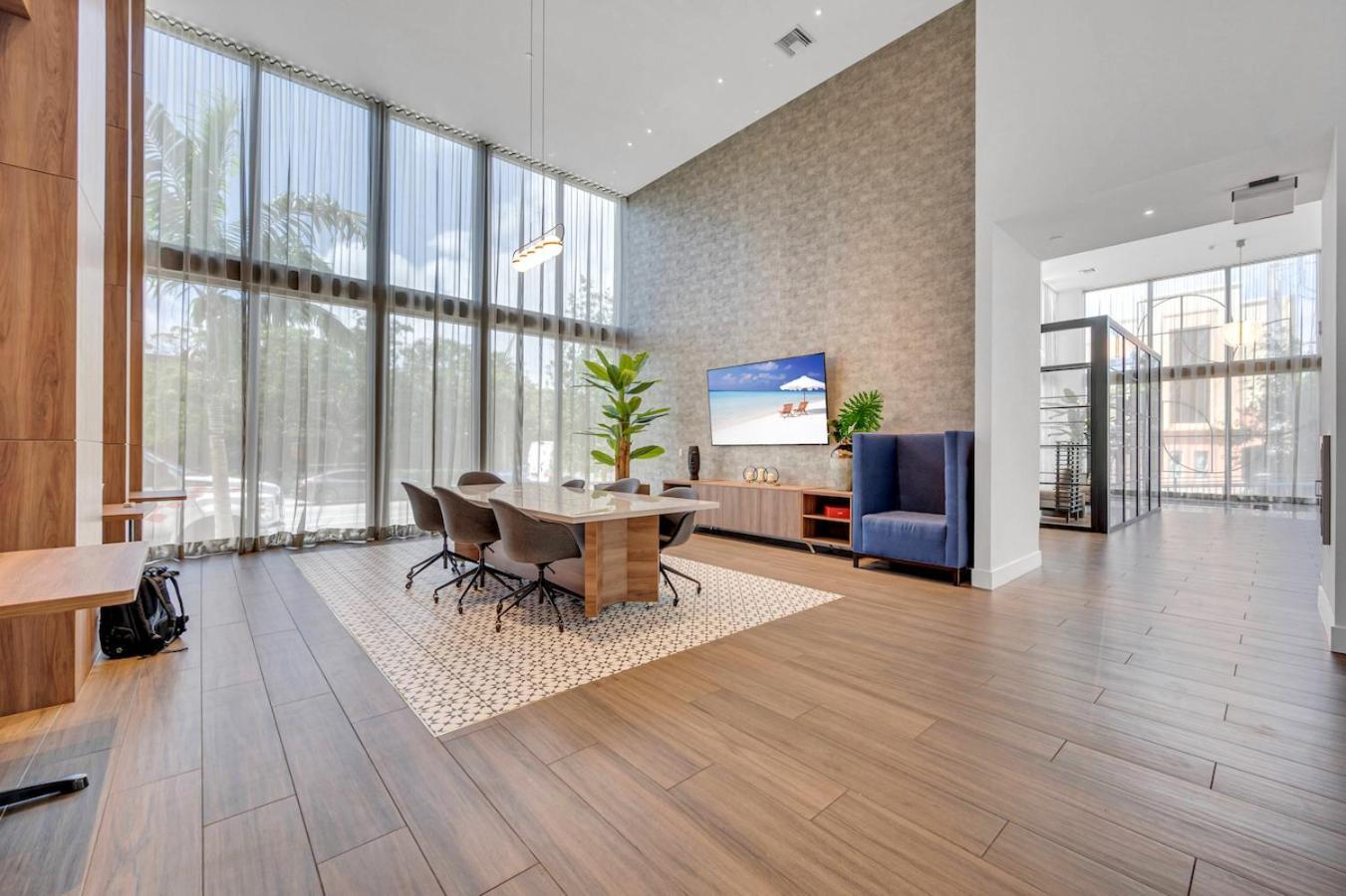 Beautiful Unit In Downtown Miami With Free Parking Leilighet Eksteriør bilde