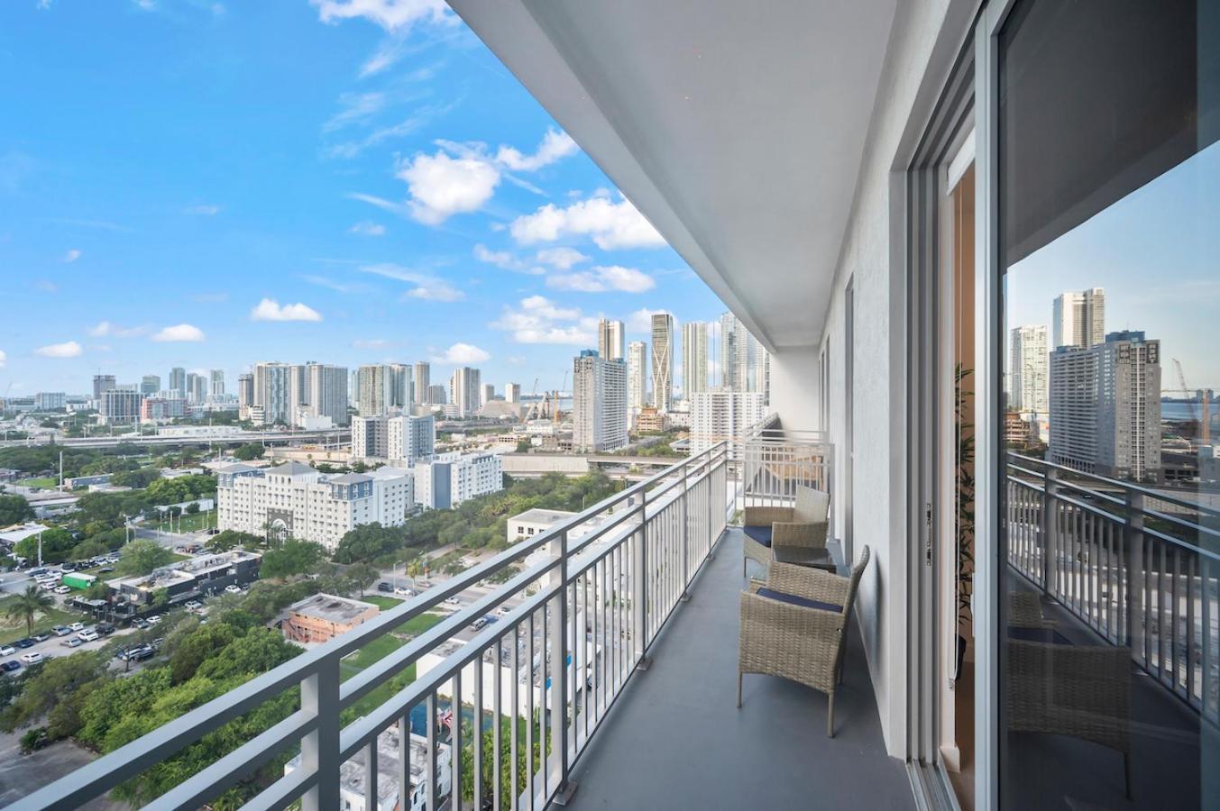 Beautiful Unit In Downtown Miami With Free Parking Leilighet Eksteriør bilde